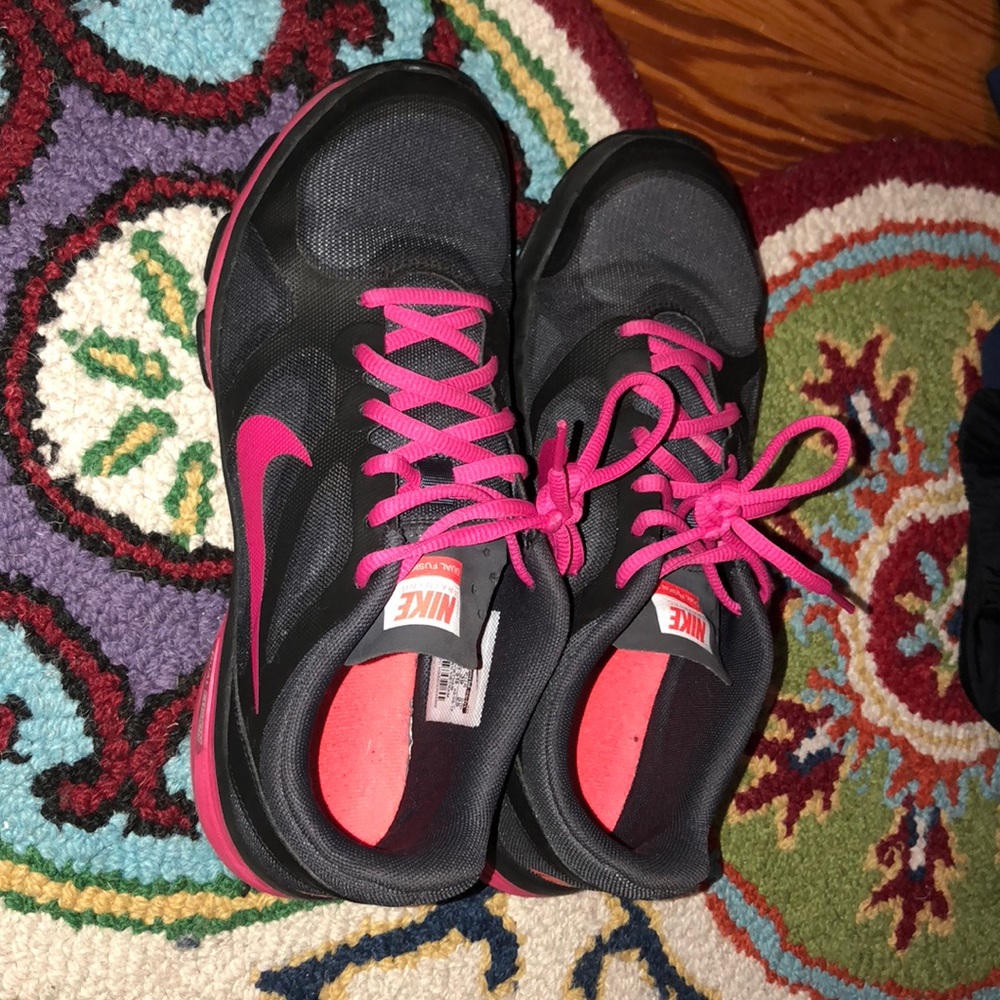NIKE sneakers